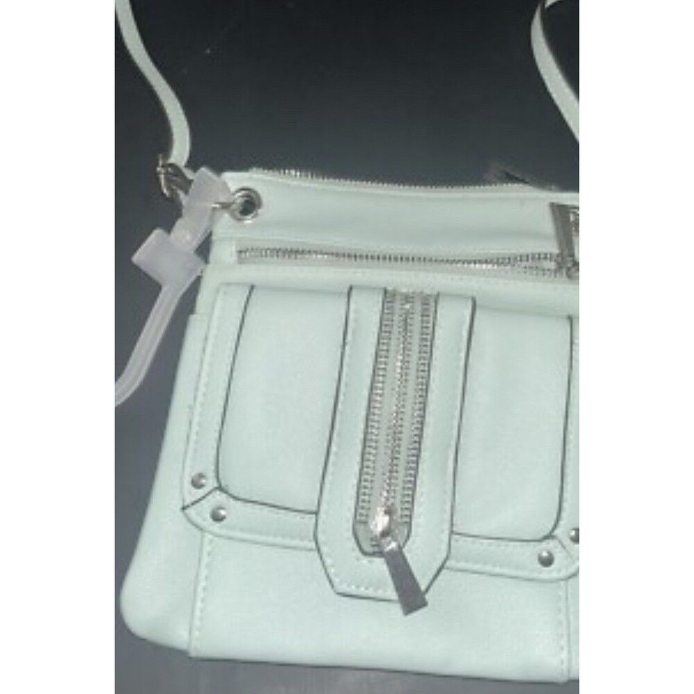 Crossbody Purse/Pocket Book Magnet & Zipper Closures Mint Green Small  /Pockets
